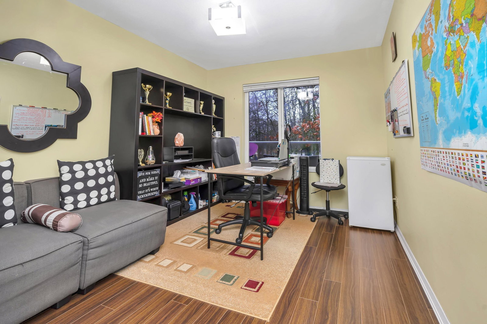 Listing Image 18