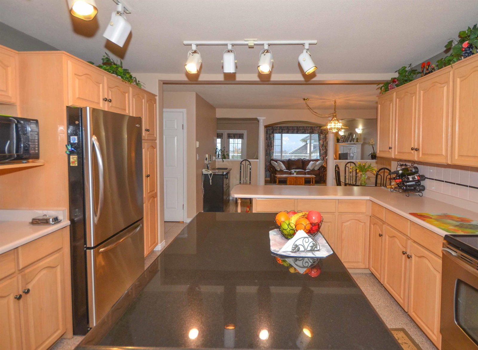 Listing Image 15