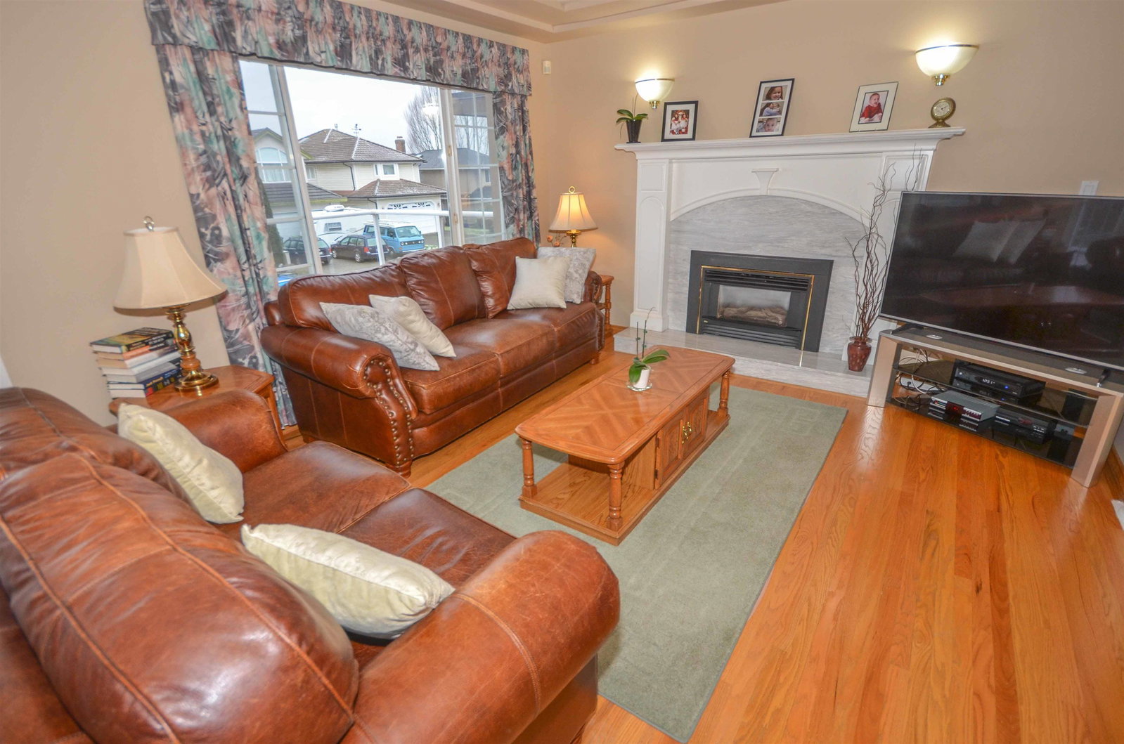 Listing Image 20