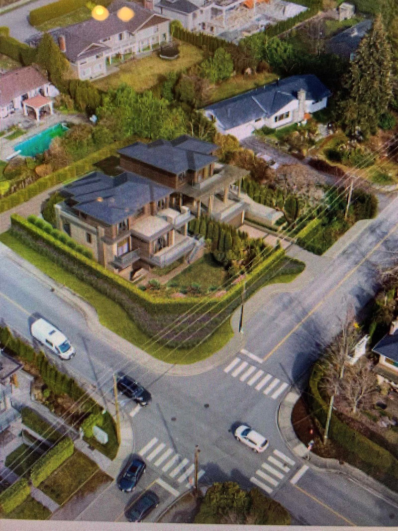 2095 Mathers Avenue, West Vancouver, V7V 2G9 | Image 2