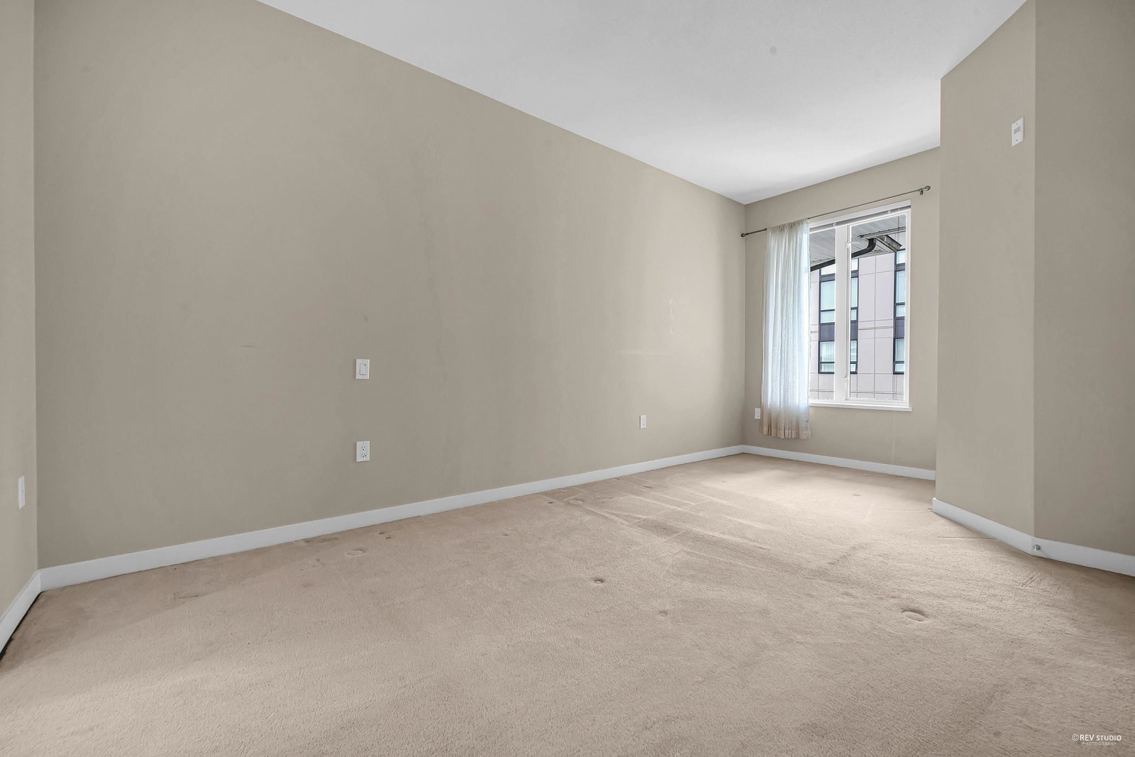 Listing Image 28