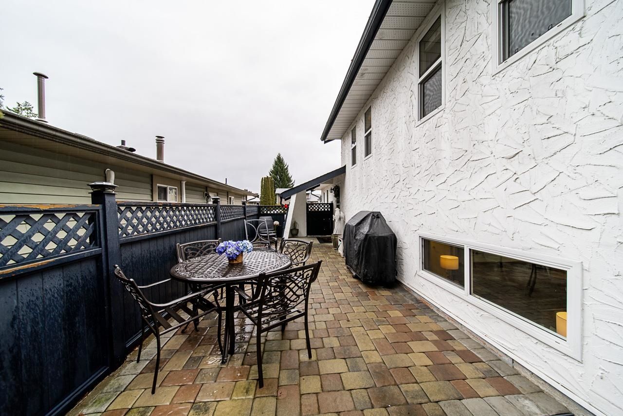 Listing Image 23