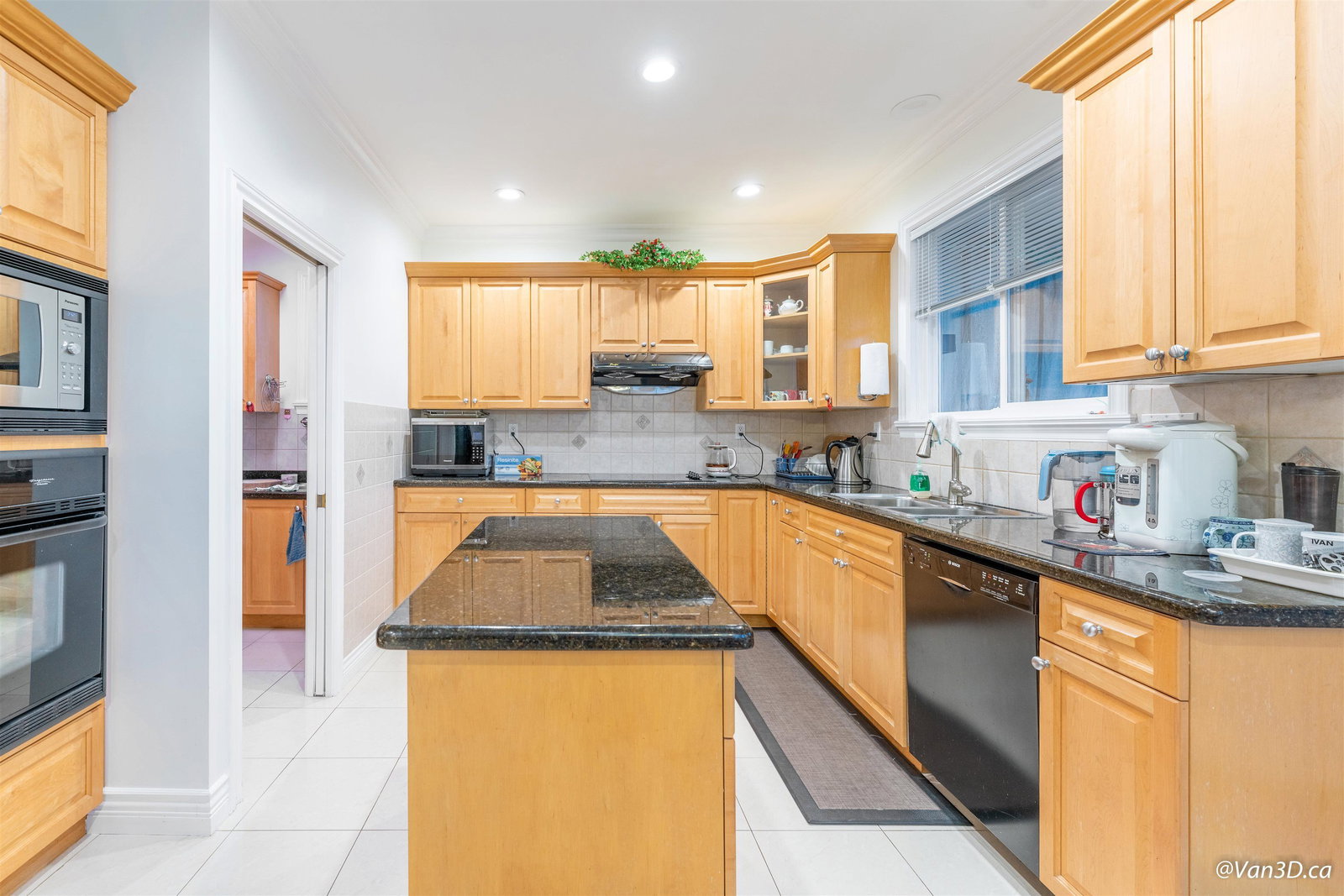 Listing Image 22