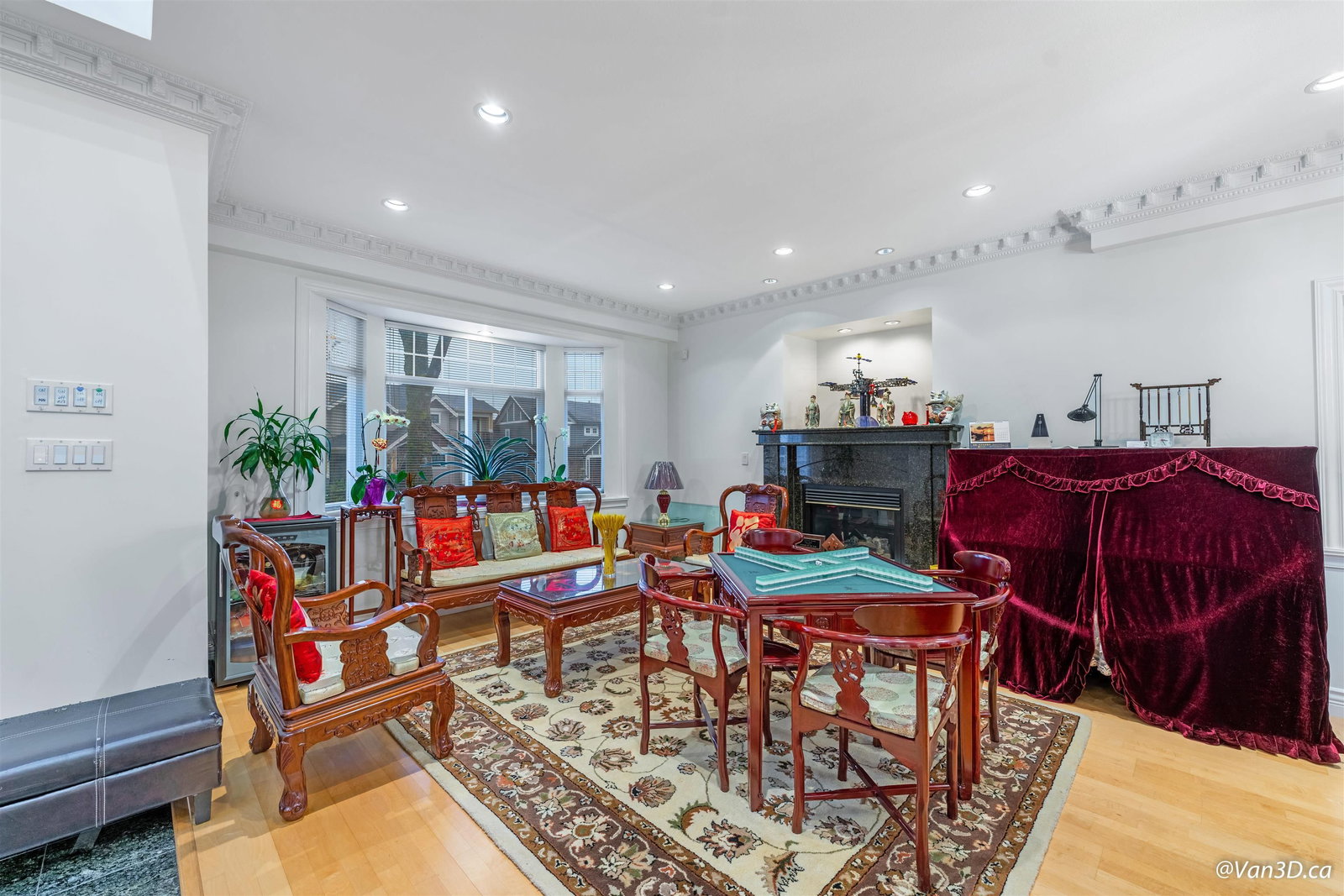 Listing Image 9