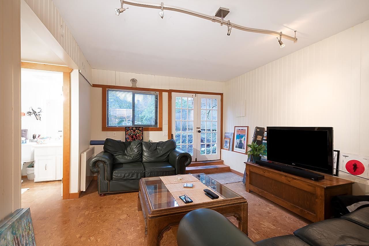 Listing Image 15