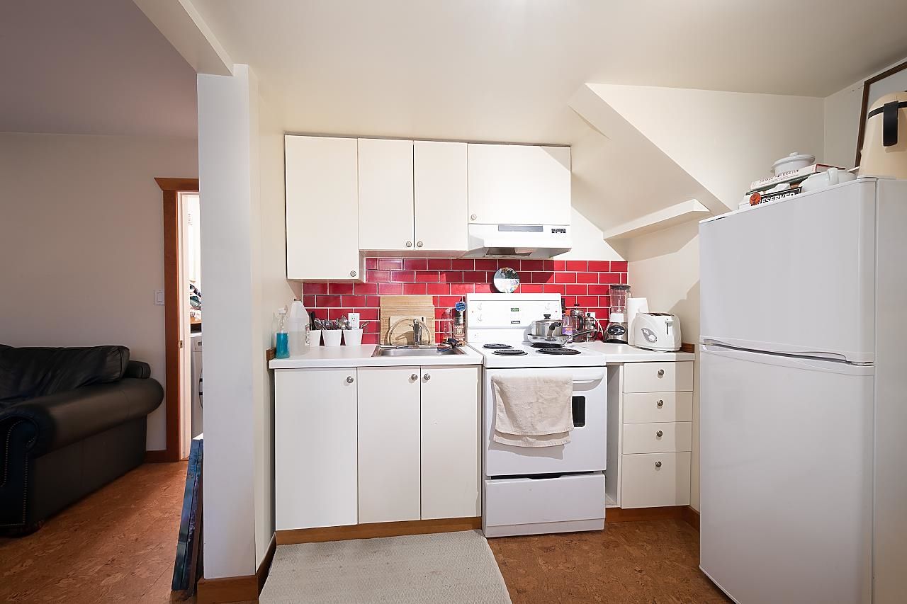 Listing Image 16