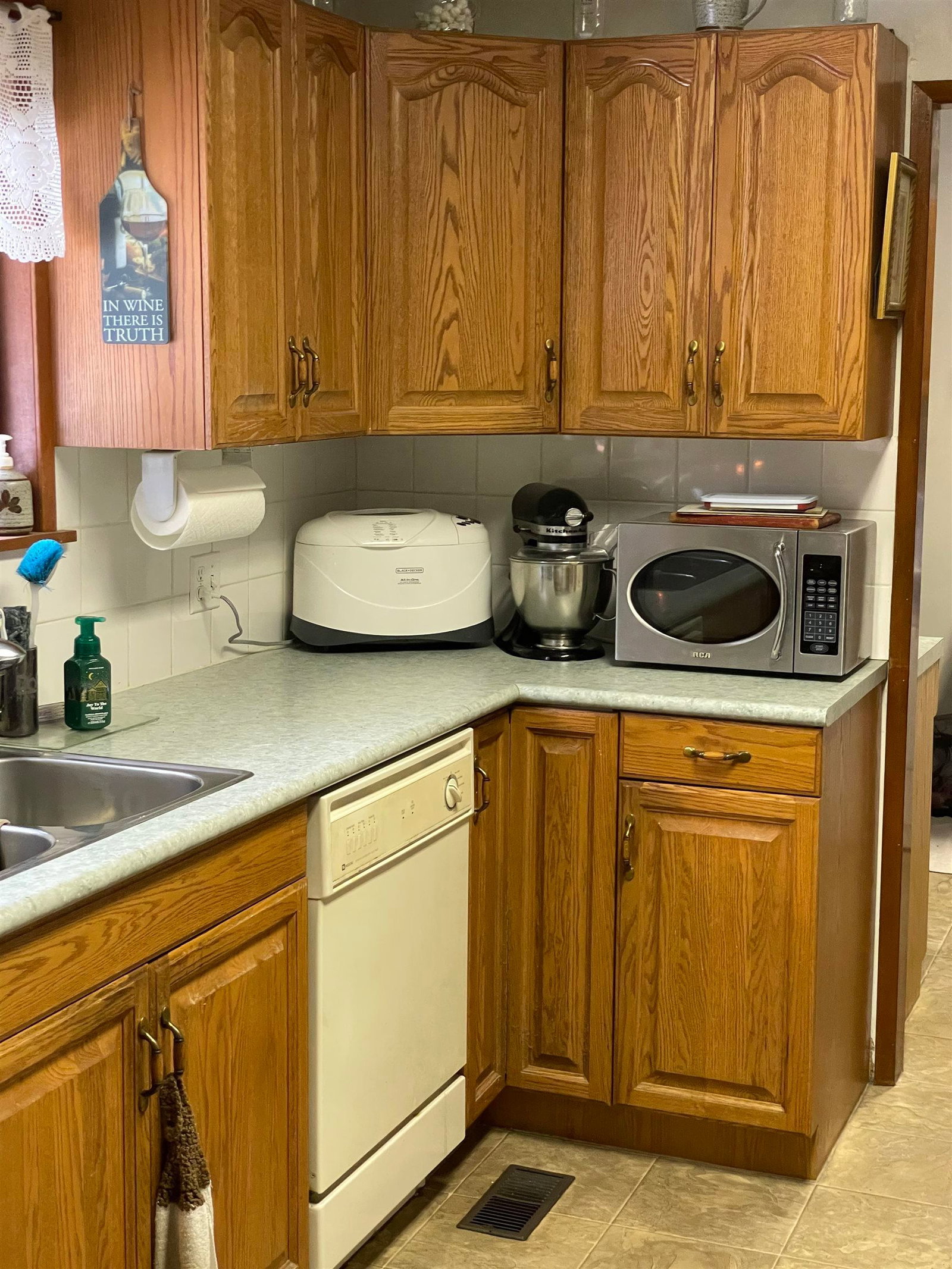 Listing Image 18
