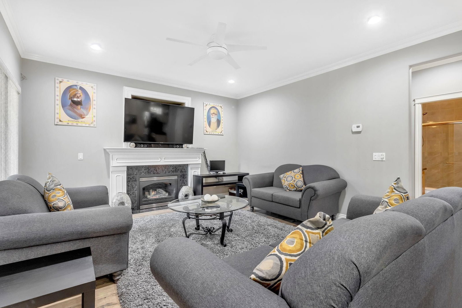 Listing Image 19