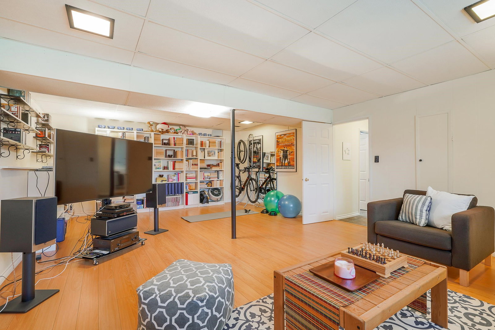 Listing Image 18