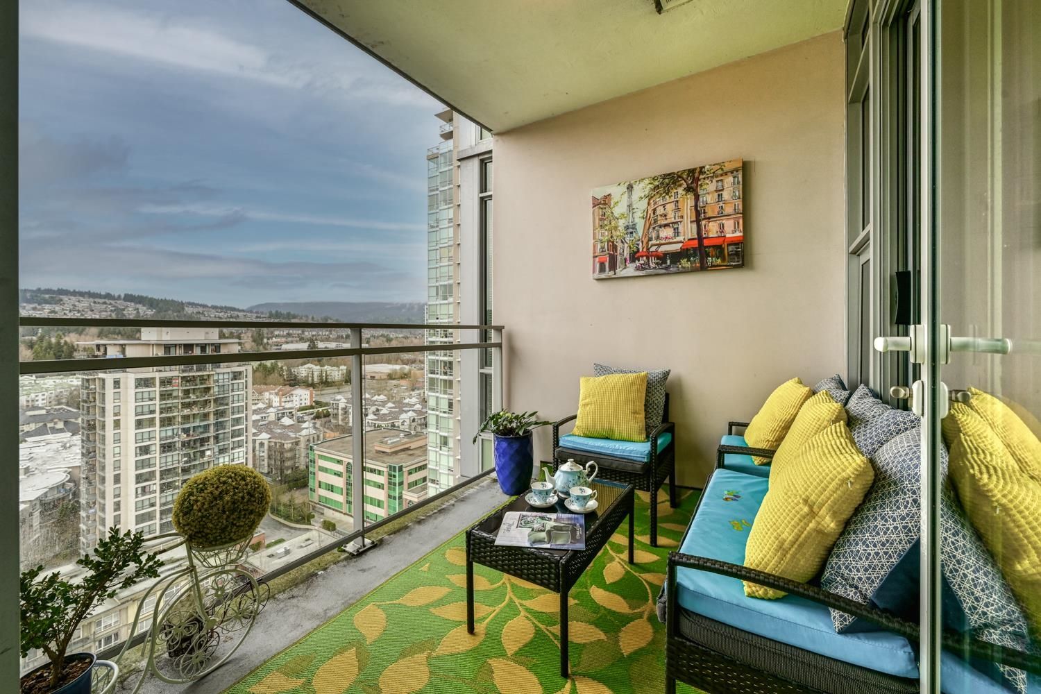 Listing Image 12