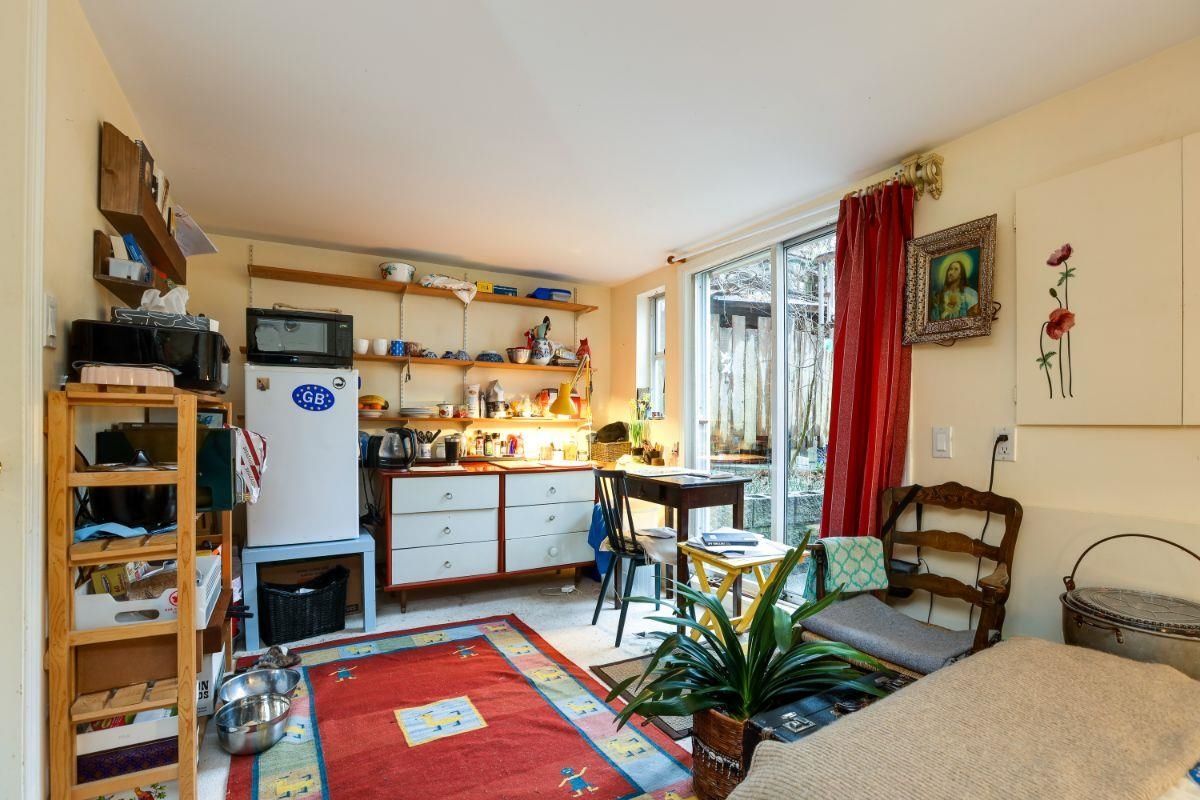 Listing Image 6