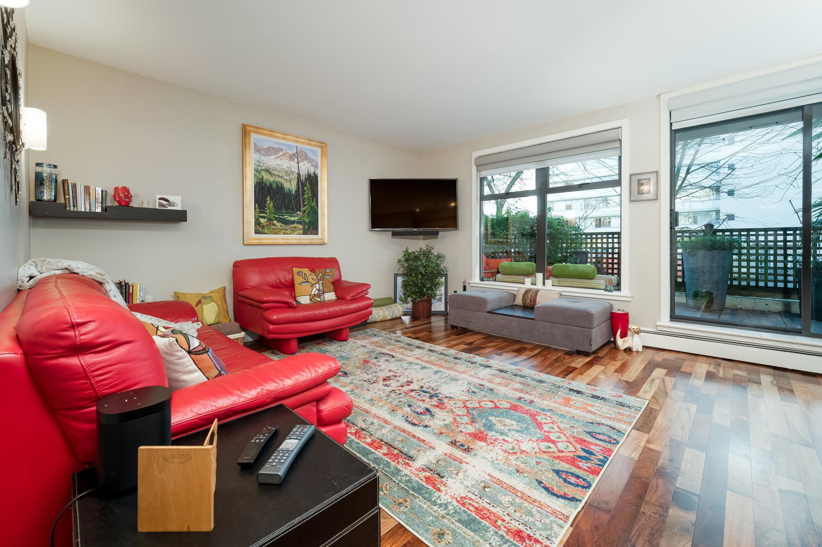 Listing Image 12