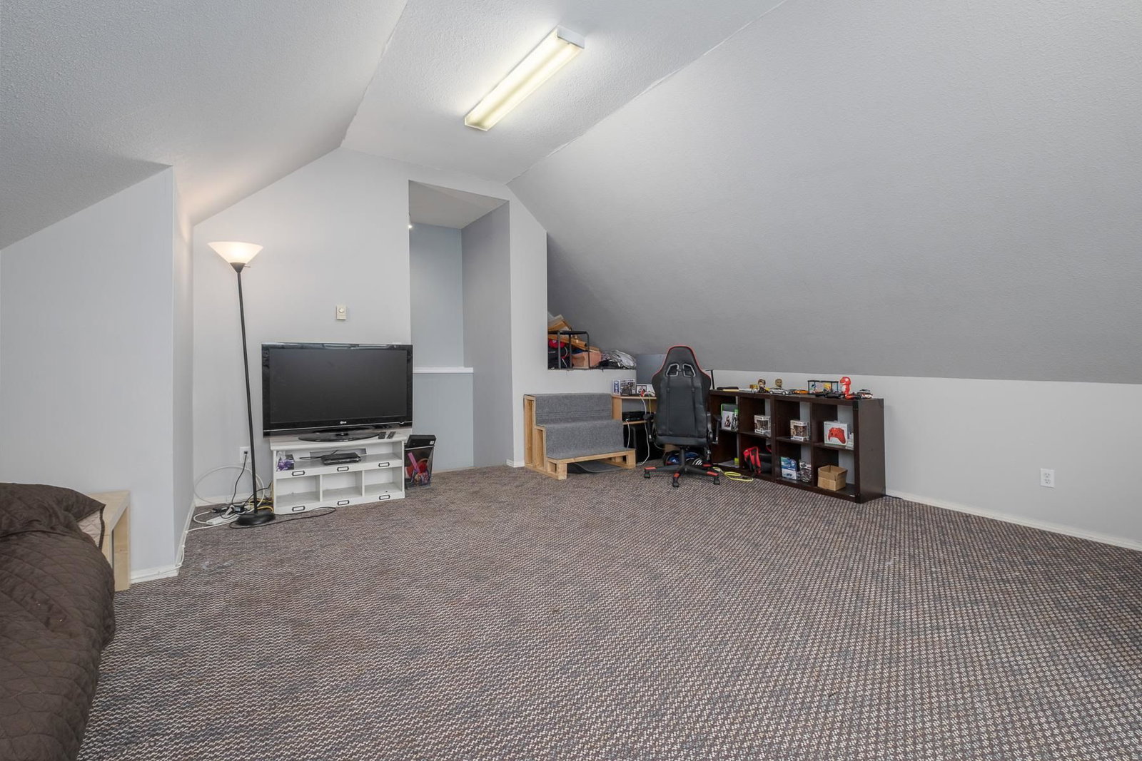 Listing Image 26