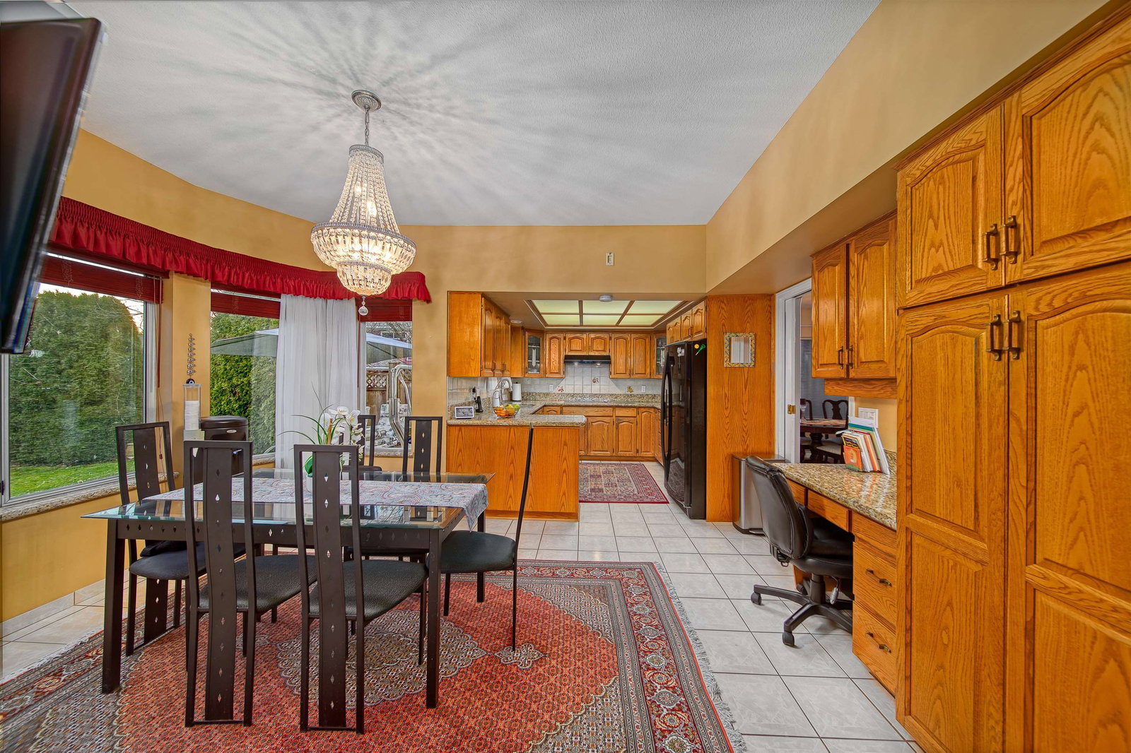 Listing Image 11