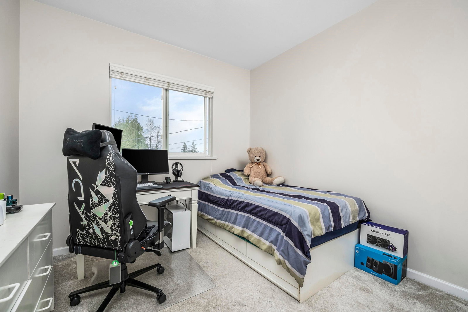 Listing Image 15