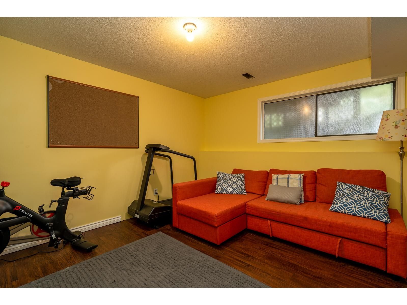 Listing Image 33