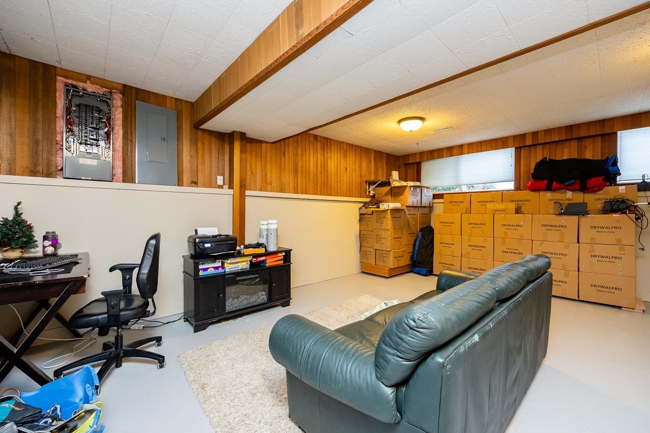 Listing Image 13