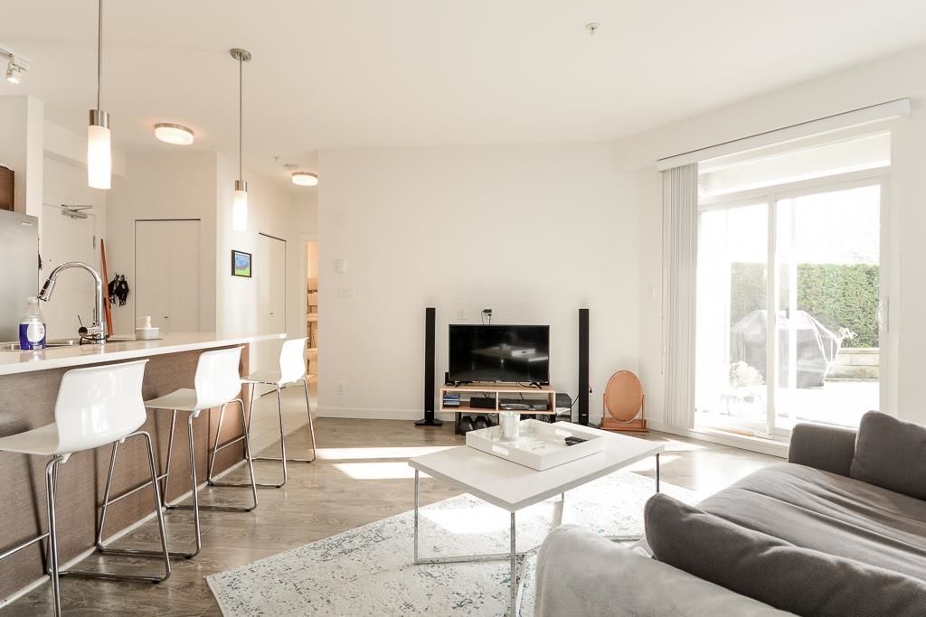 Listing Image 10