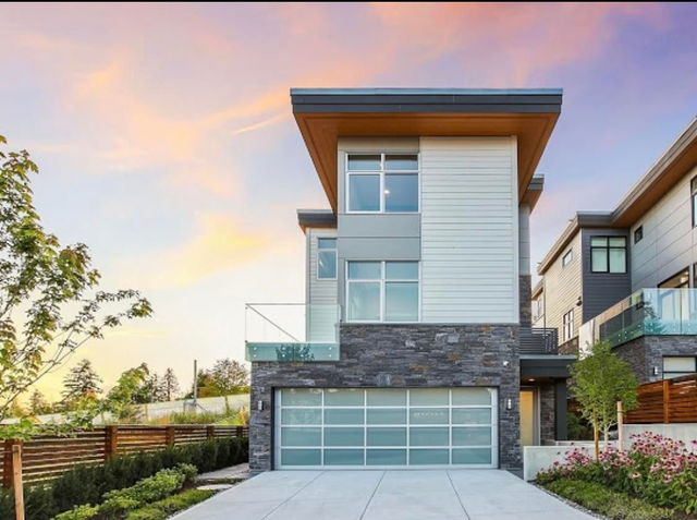 580 Arthur Erickson Place