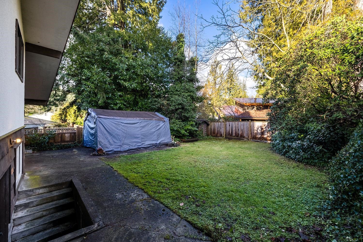 Listing Image 24