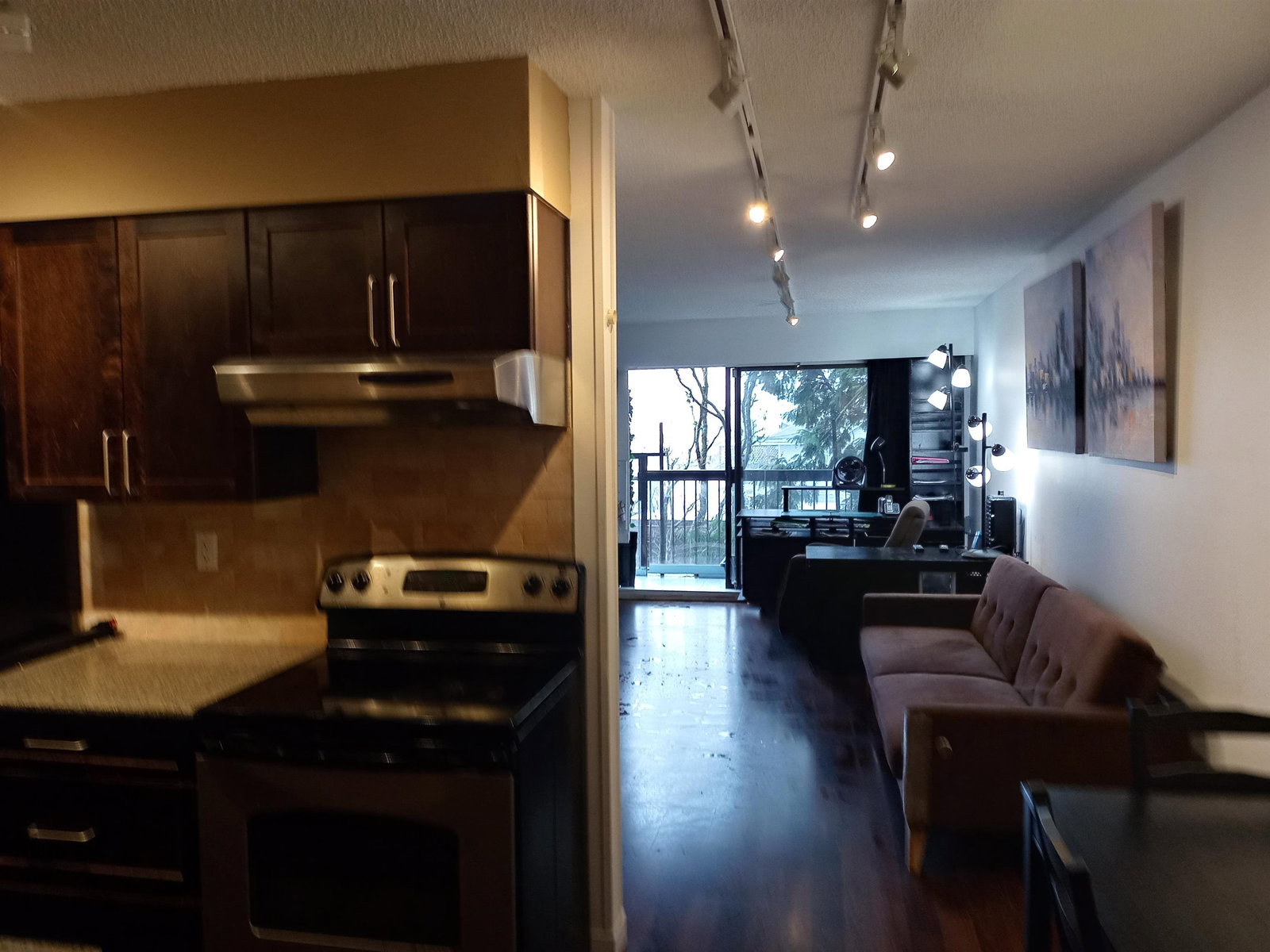 Listing Image 15