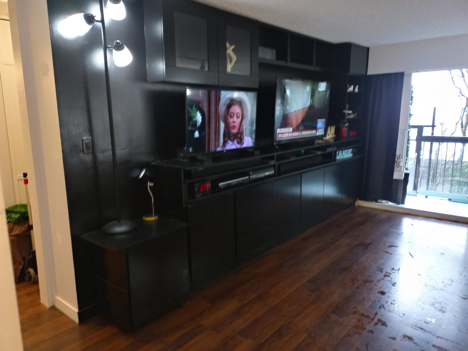 Listing Image 16
