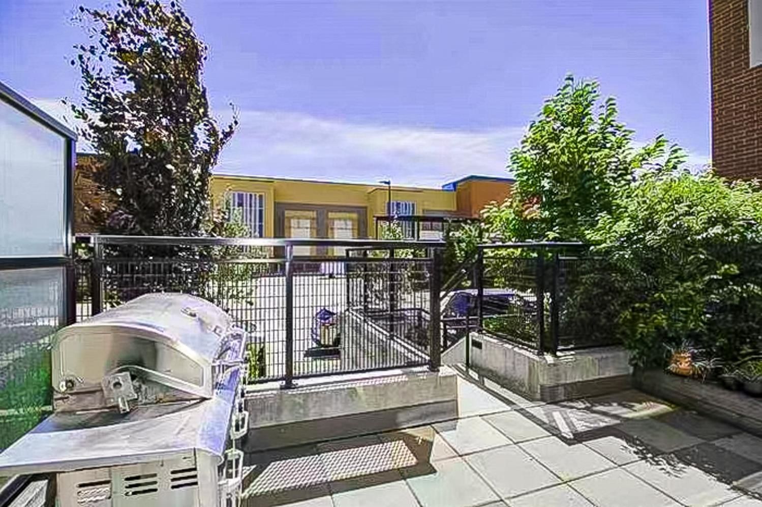 Listing Image 21