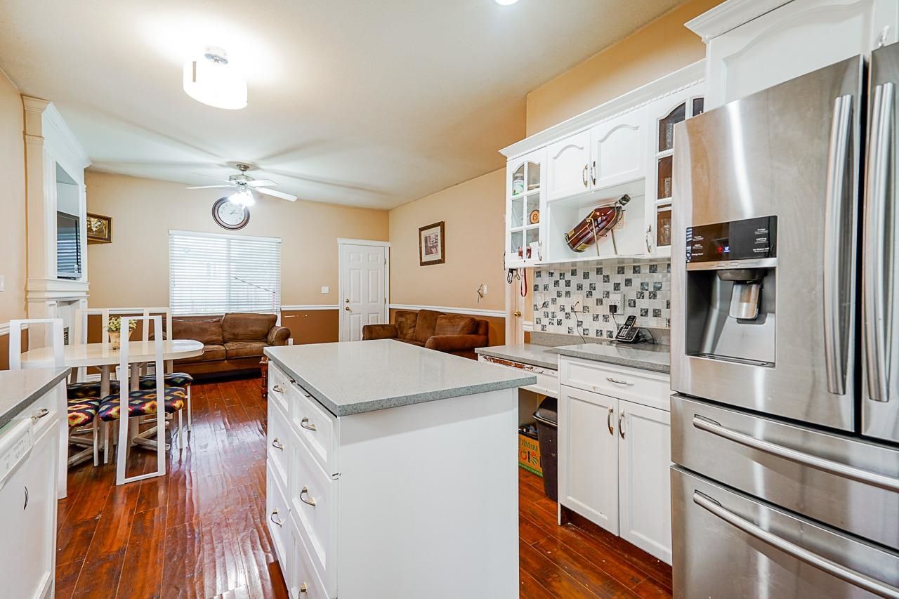 Listing Image 15