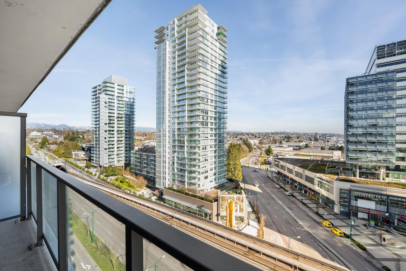 Listing Image 10