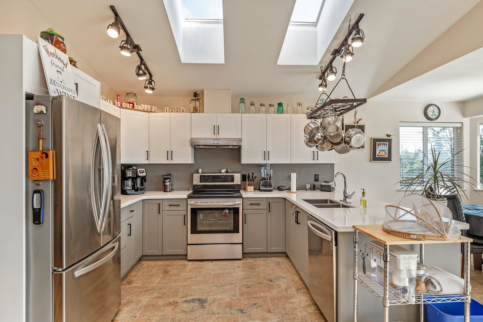 Listing Image 13