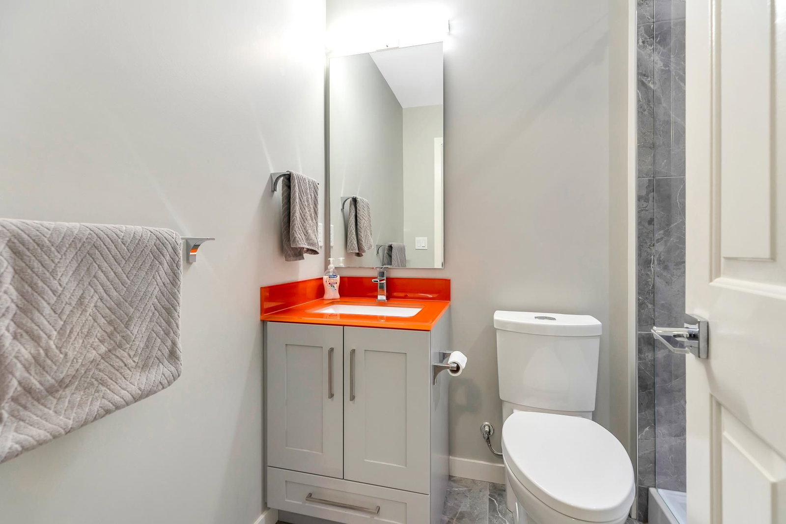 Listing Image 37