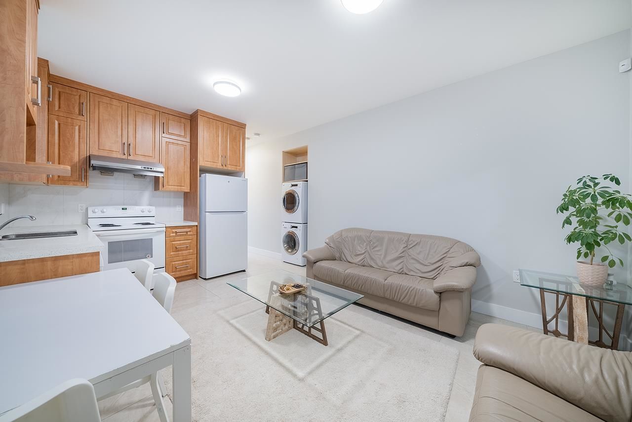 Listing Image 16