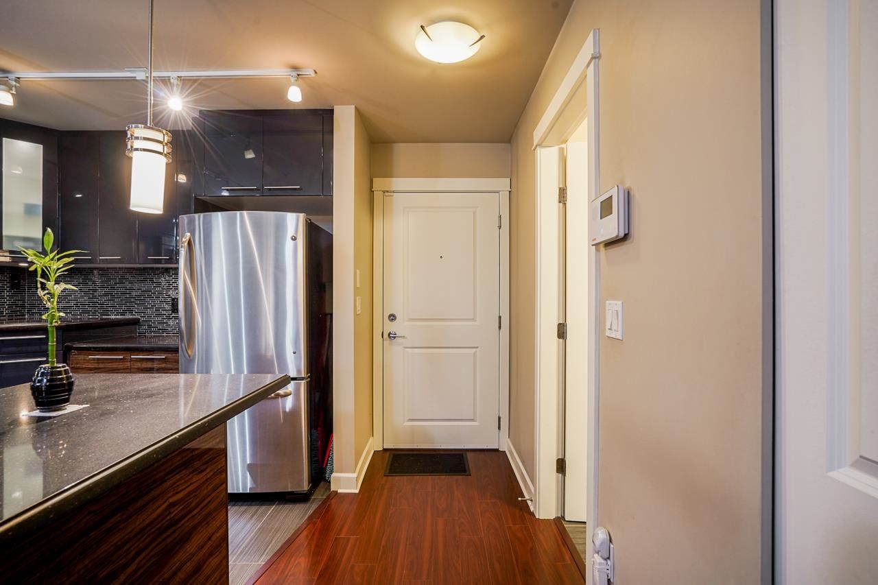 Listing Image 16