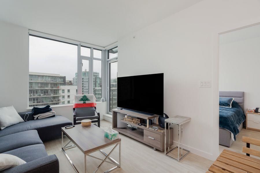 Listing Image 19