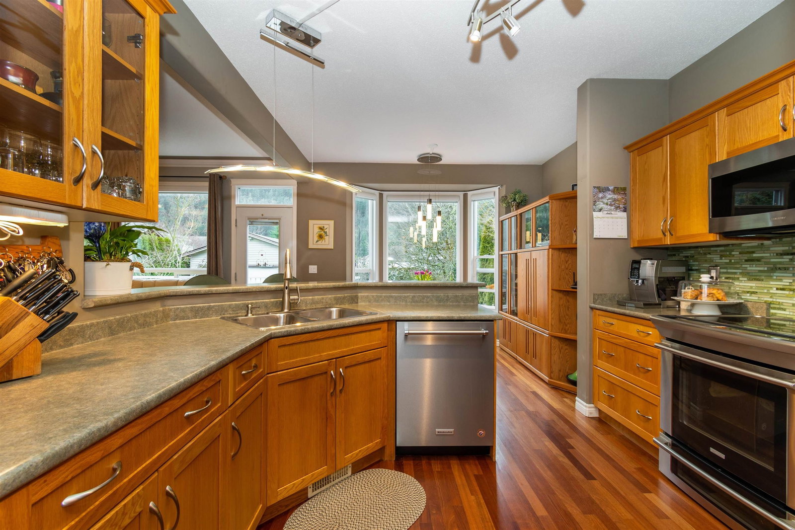 Listing Image 15