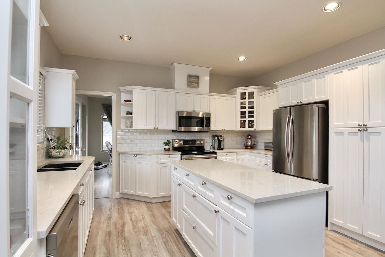 Listing Image 9