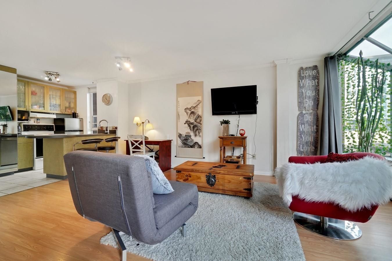 Listing Image 11