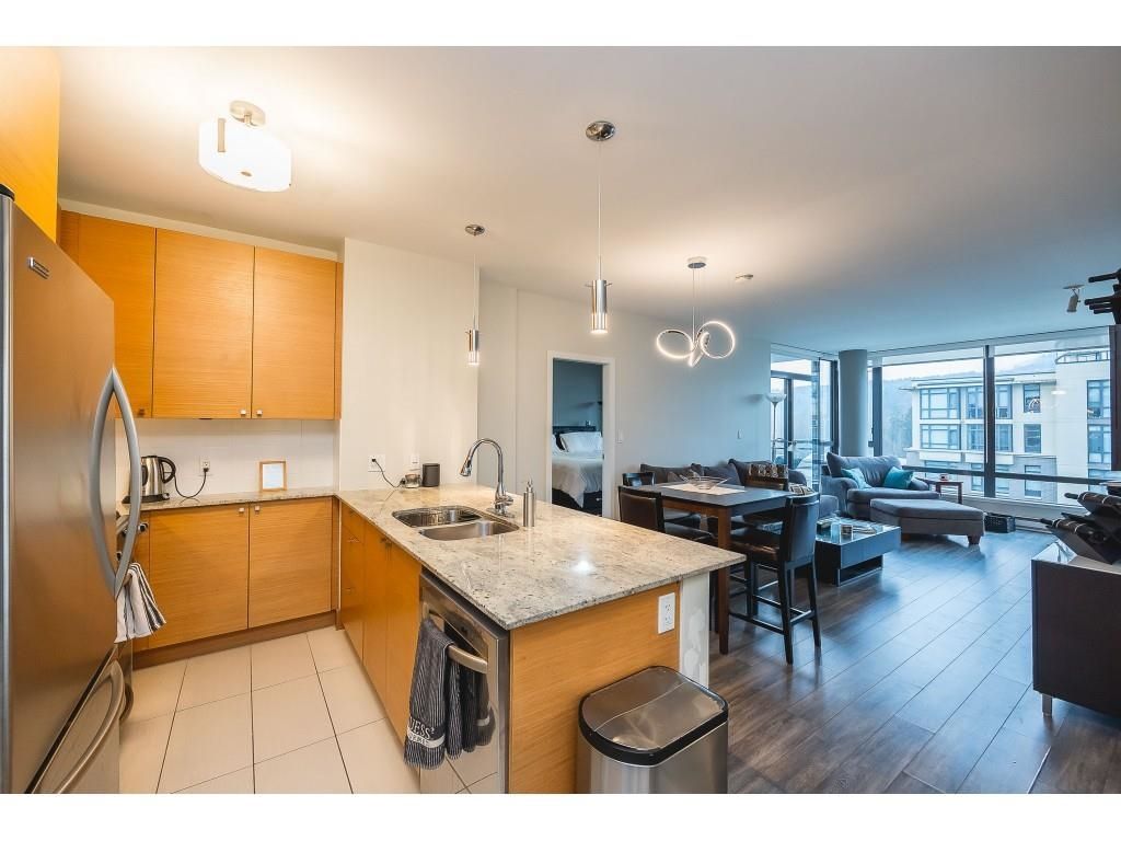 Listing Image 3