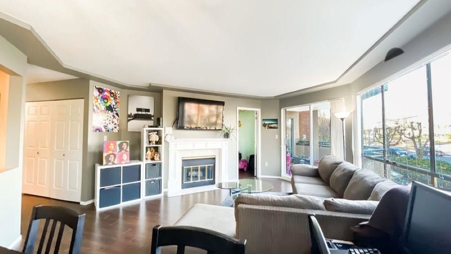 Listing Image 11