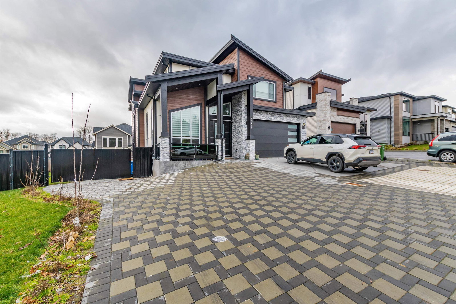 Listing Image 1