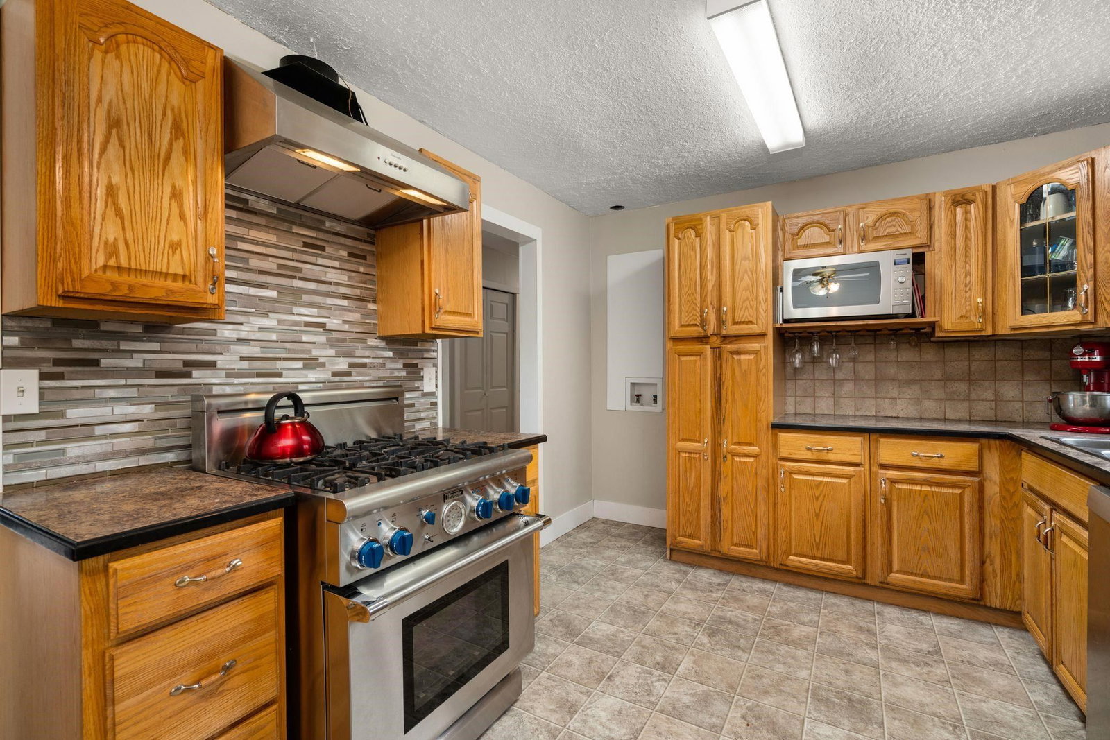 Listing Image 13
