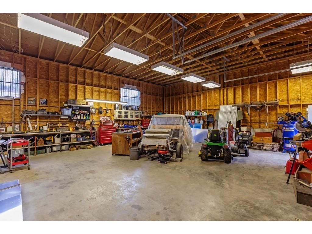 Listing Image 5