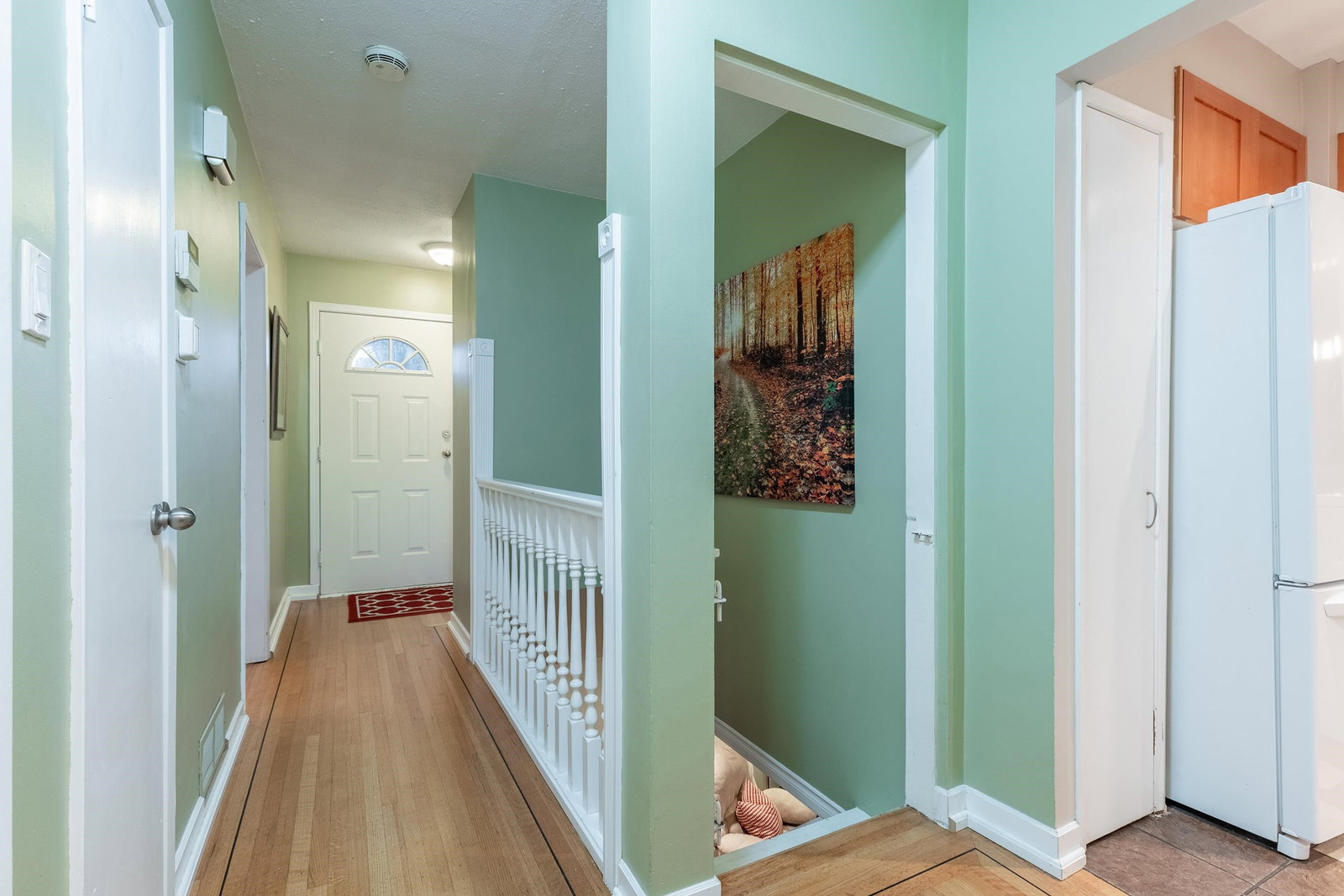 Listing Image 12