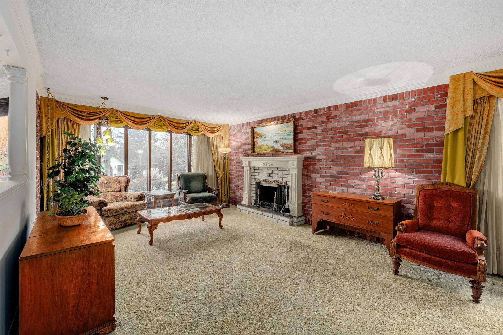 Listing Image 6