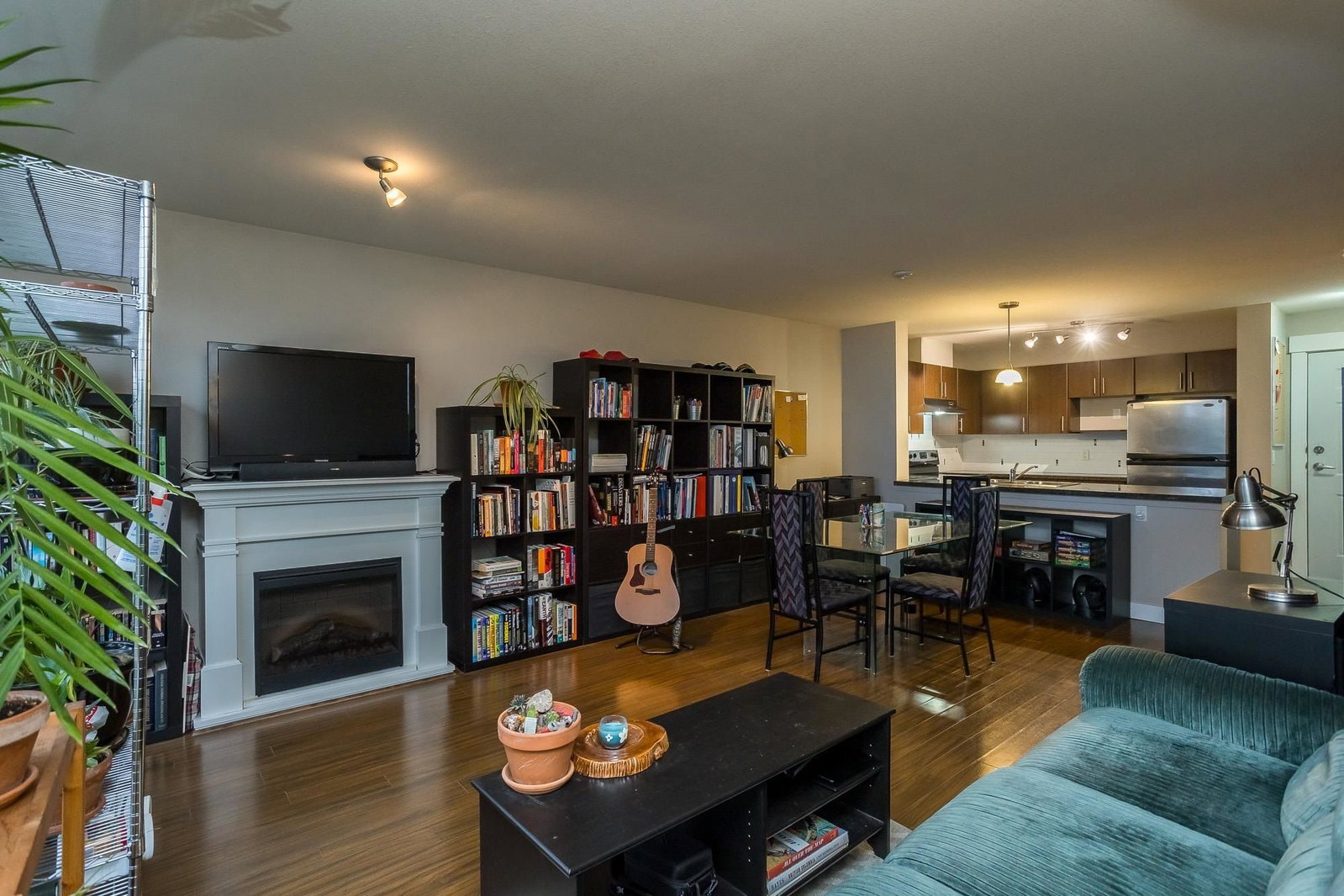 Listing Image 16