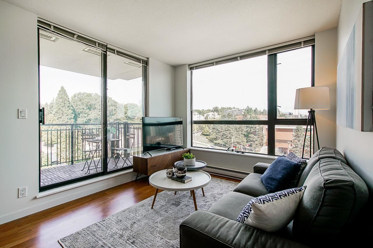 Listing Image 11