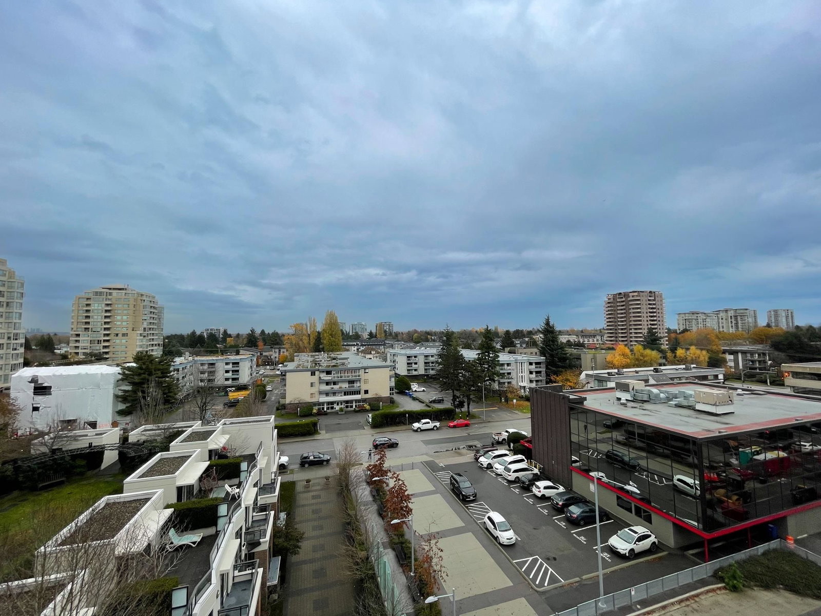 Listing Image 5