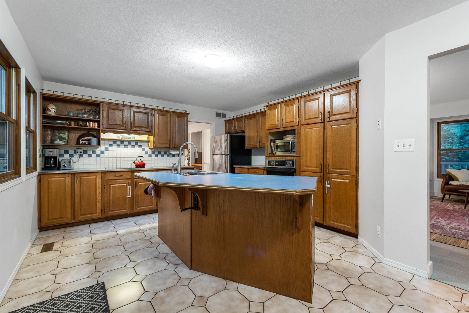Listing Image 8
