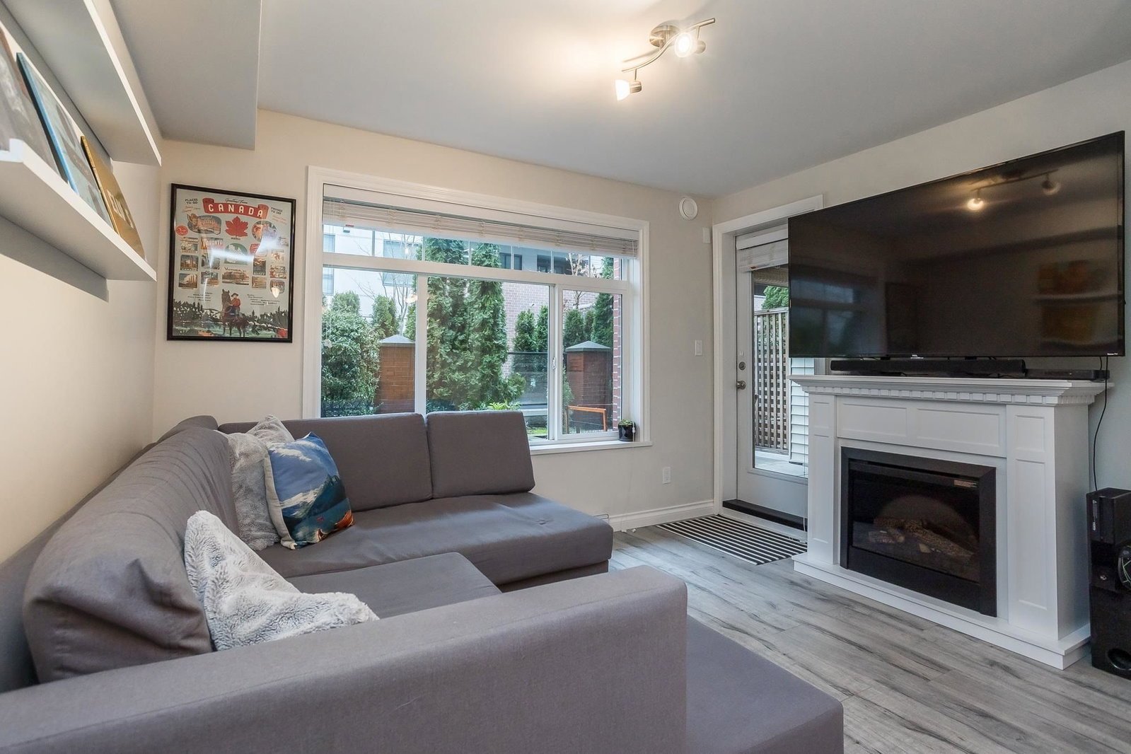 Listing Image 13