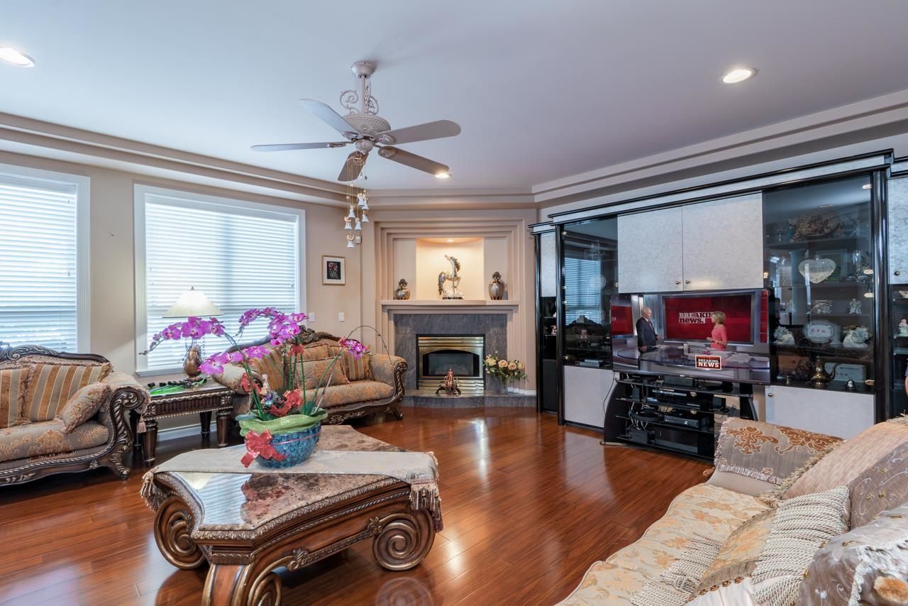 Listing Image 15